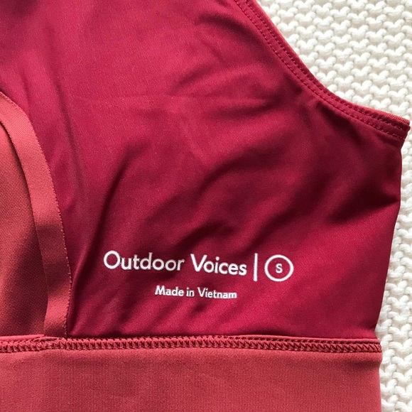 Outdoor Voices Lightform Circle Back Bra in Earth Red (S) - Picture 9 of 10